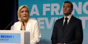 Μαρίν Λεπέν - Ζορντάν Μπαρντελά: Το ηγετικό δίδυμο της γαλλικής ακροδεξιάς 