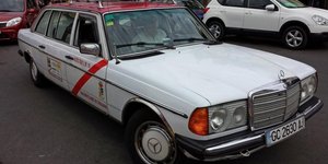 Mercedes Taxi