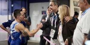 Ο Κυριάκος Μητσοτάκης με τον Λευτέρη Πετρούνια