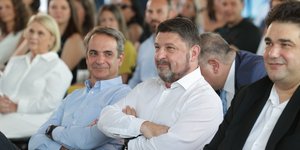 Κυριάκος Μητσοτάκης και Νίκος Χαρδαλιάς