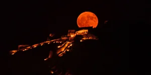 «Το Φεγγάρι του Ελαφιού» από το Ναύπλιο