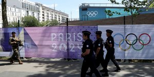 Αστυνομικοί στο Παρίσι