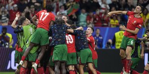 Η Πορτογαλία προκρίθηκε στους «8» κόντρα στη Σλοβενία στη διαδικασία των πέναλτι 