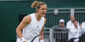 Η Μαρία Σάκκαρη πανηγυρίζει στο Wimbledon