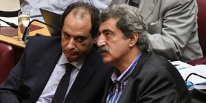 Χρήστος Σπίρτζης και Παύλος Πολάκης στη Βουλή 