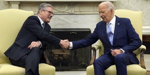 Κιρ Στάρμερ και Τζο Μπάιντεν