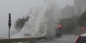 Τροπική καταιγίδα στην Κίνα