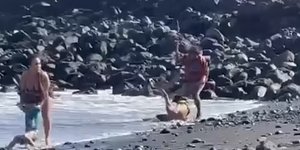 Άγριο ξύλο σε παραλία της Τενερίφης