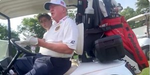 Στιγμιότυπο από το βίντεο που με τον Ντόναλντ Τραμπ