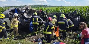 Φορτηγό συγκρούστηκε με μίνι βαν στην Ουκρανία