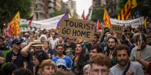 Διαδήλωση στη Βαρκελώνη για τον τουρισμό