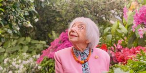 Η Επιζήσασα του Ολοκαυτώματος Margot Friedländer στο εξώφυλλο της Vogue Γερμανίας