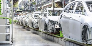 Volkswagen απολύσεις