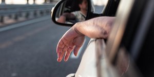 Οδήγηση ανοιχτά παράθυρα