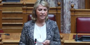 Η Ζέτα Μακρή στη Βουλή