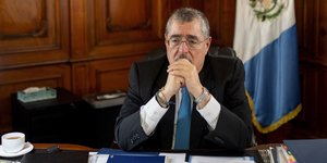 Ο πρόεδρος της Γουατεμάλας, Μπερνάρντο Αρέβαλο