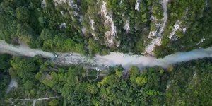 Αχέροντας: Ο μυθικός ποταμός της Ηπείρου όπως δεν τον έχετε ξαναδεί [βίντεο]