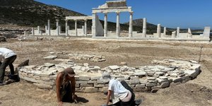 Ανασκαφή στο Ιερό του Απόλλωνα στη θέση Μάντρα Δεσποτικού και στη νησίδα Τσιμηντήρι
