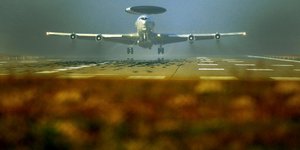Αεροσκάφος AWACS στη βάση του ΝΑΤΟ στο Γκάιλενκιρχεν της Γερμανίας