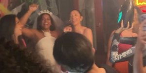 Η Μαράια Ρίντλσπριγκερ (μέλλουσα κυρία Αντετοκούνμπο) στο bachelorette πάρτι της στη Μύκονο