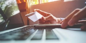 Greek Tax Authorities Uncover Major Tax Evasion on E-Commerce Platform