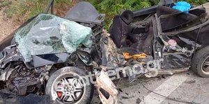 Θρήνος στην Εύβοια: Σκοτώθηκαν ακαριαία δύο 20χρονοι από σφοδρή σύγκρουση ΙΧ με φορτηγό