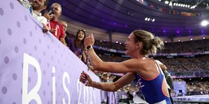 Γαλλίδα δρομέας κάνει πρόταση γάμου στον σύντροφό της