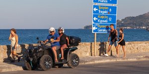 Ενοικιαζόμενες γουρούνες σε ελληνικό νησί