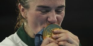 Η Ιρλανδή Κέλι Χάριγκτον πήρε ξανά το χρυσό στα 60κ.