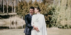 Η Ισπανίδα νύφη Κλάρα με τον σύζυγό της Χαβιέρ