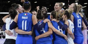 Άνετη νίκη της Ιταλίας επί της Σερβίας στο Βόλεϊ Γυναικών