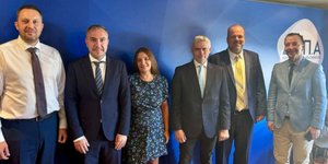 Aπό τη συνάντηση που είχε ο υφυπουργός Εργασίας στην ΔΥΠΑ