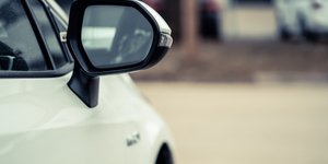 Καθρέπτης αυτοκινήτου