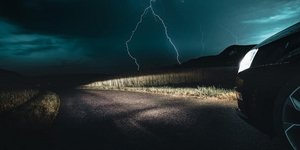 Κεραυνοί κατά τη διάρκεια της οδήγησης
