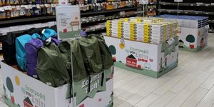 Εσωτερικό Μασούτη με σχολικά είδη