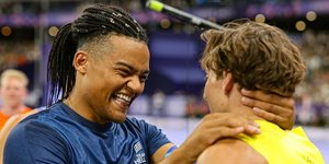 Χαμογελαστός Καραλής και Ντουπλάντις 