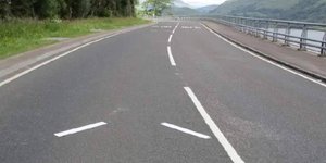 Διαγράμμιση σε δρόμο του εξωτερικού