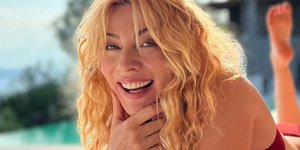 Σμαράγδα Καρύδη