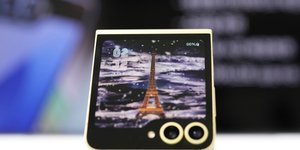 Το κινητό που έκαναν δώρο οι διοργανωτές στους αθλητές