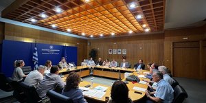 Σύσκεψη στο υπουργείο Υποδομών και Μεταφορών με θέμα τον εκσυγχρονισμό των μεταφορών του Δήμου Πειραιά
