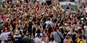 Η Βιέννη γέμισε με fans της Τέιλορ Σουίφτ