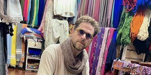 Ο Δημήτρης Λάλος μεταμορφώνεται σε «Τιμωρό» για τις ανάγκες της νέας σειράς του ALPHA