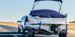 Ρυμούλκηση σκάφους 