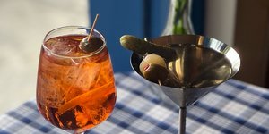 Ποτό ποτήρι απεριτίβο amore spritzeria Νέος Κόσμος