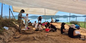 Η ανασκαφή στη νεολιθική θέση «Βοτανικός Κήπος» στη Λίμνη Πλαστήρα