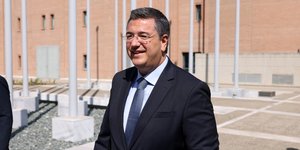 Ο Απόστολος Τζιτζικώστας