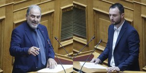 Βαλτογιάννης και Φλώρος στη Βουλή