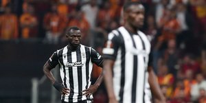 Ο Ομάρ Κόλεϊ στο ματς Γαλατάσαράι - ΠΑΟΚ