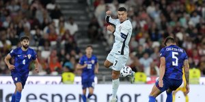 Ο Κριστιάνο Ρονάλντο πετυχαίνει το 900ό γκολ του κόντρα στην Κροατία