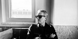 Ο Ρότζερ Ο' Ντόνελ των Cure 